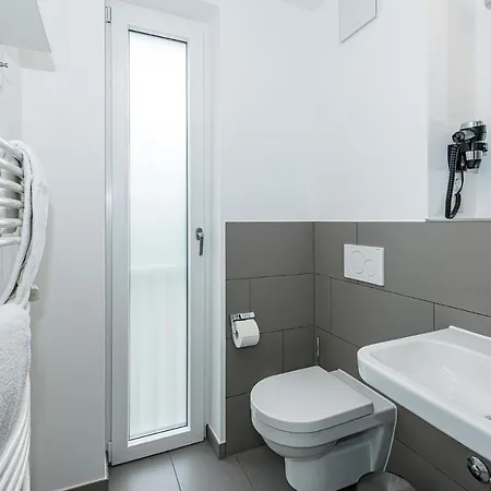 Deichhaeuser Anna Kueste Deichhaeuser Anna Kueste 7-30 아파트