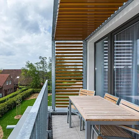 Deichhaeuser Anna Kueste Deichhaeuser Anna Kueste 7-30 * 벤세르시엘